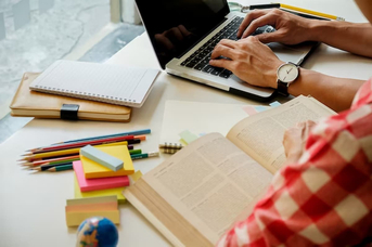 Concursos abertos: confira a lista atualizada