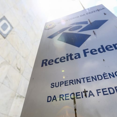 Placa indicativa da Superintendência da Receita Federal (Foto: Agência Brasil)